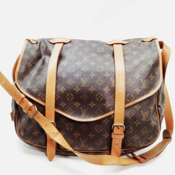 💎✨AUTHENTIC✨💎Louis Vuitton Saumur 43 Crossbody - Picture 2 of 9